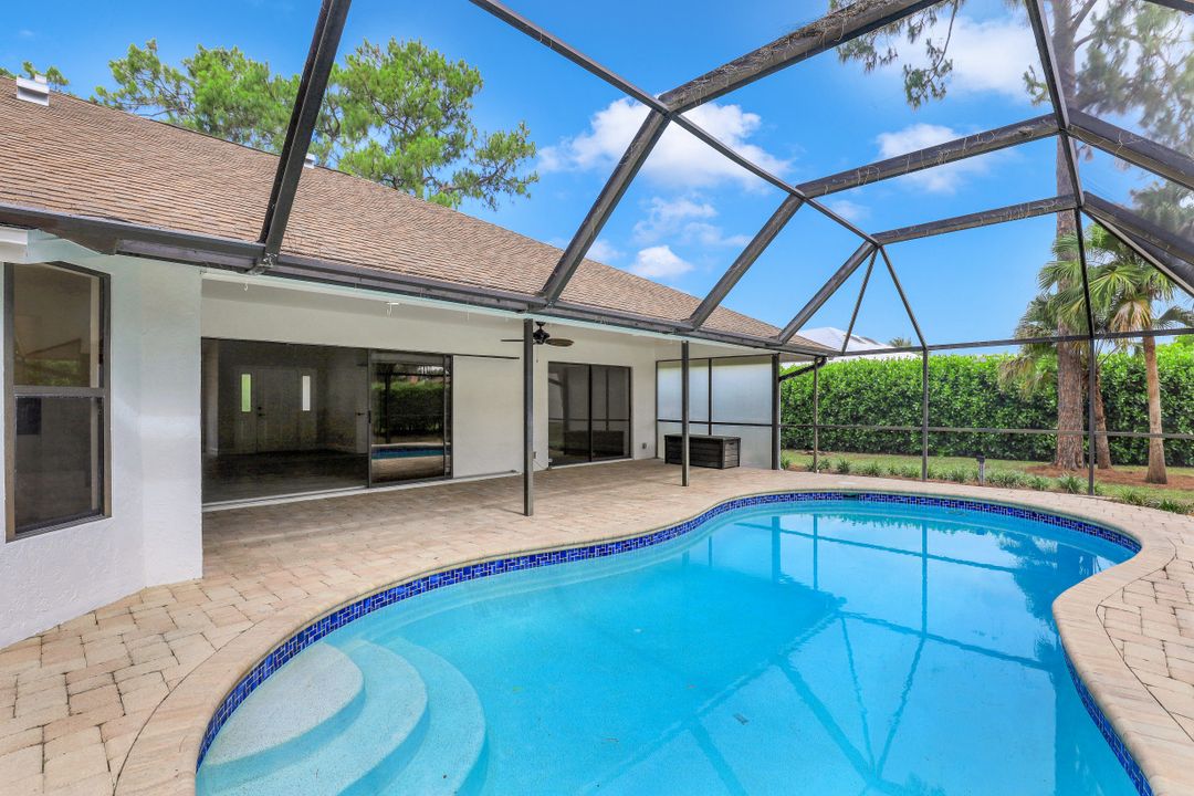 2225 Royal Ln, Naples, FL 34112