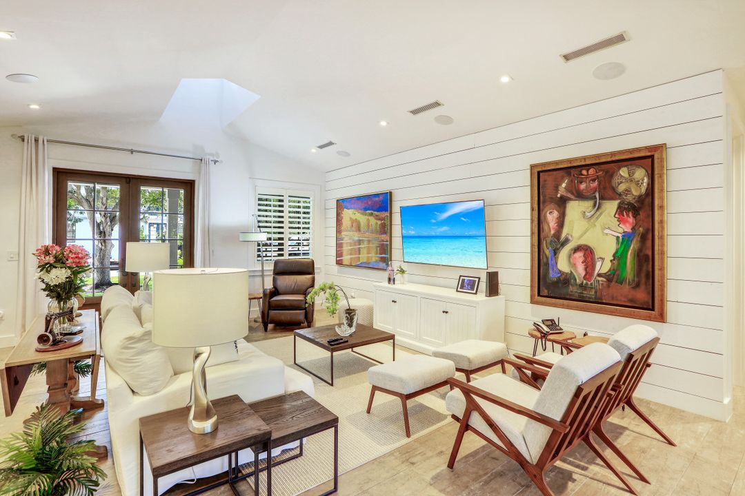 7401 SW 55th Ave, Miami, FL 33143