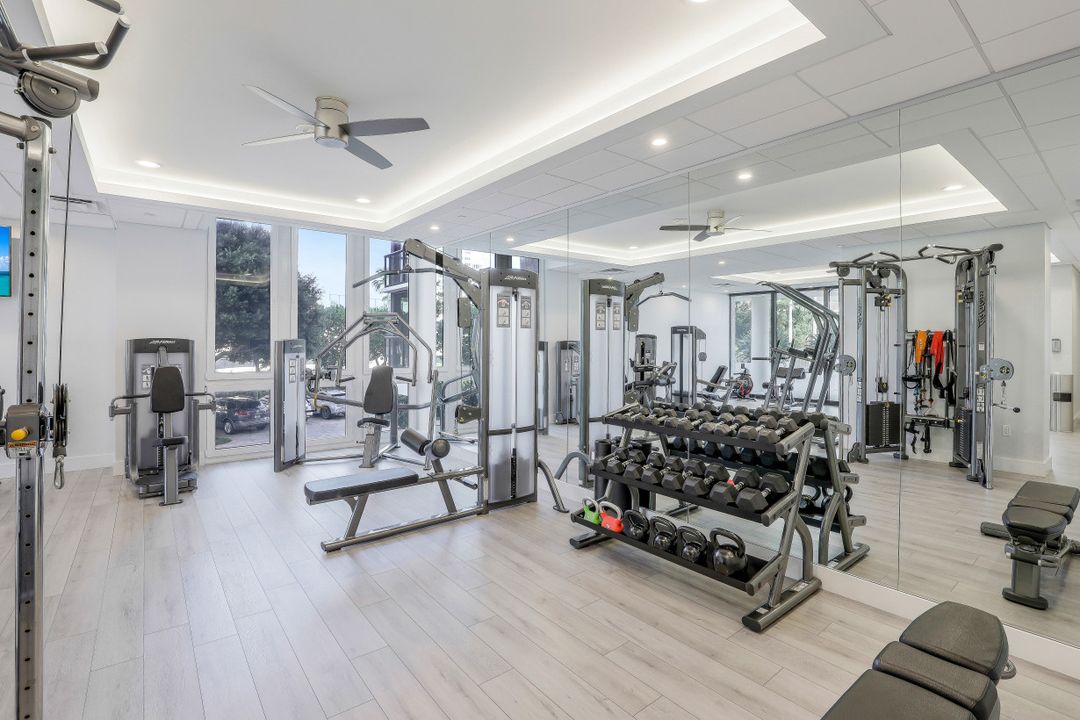 4031 Gulf Shore Blvd N #5F, Naples, FL 34103