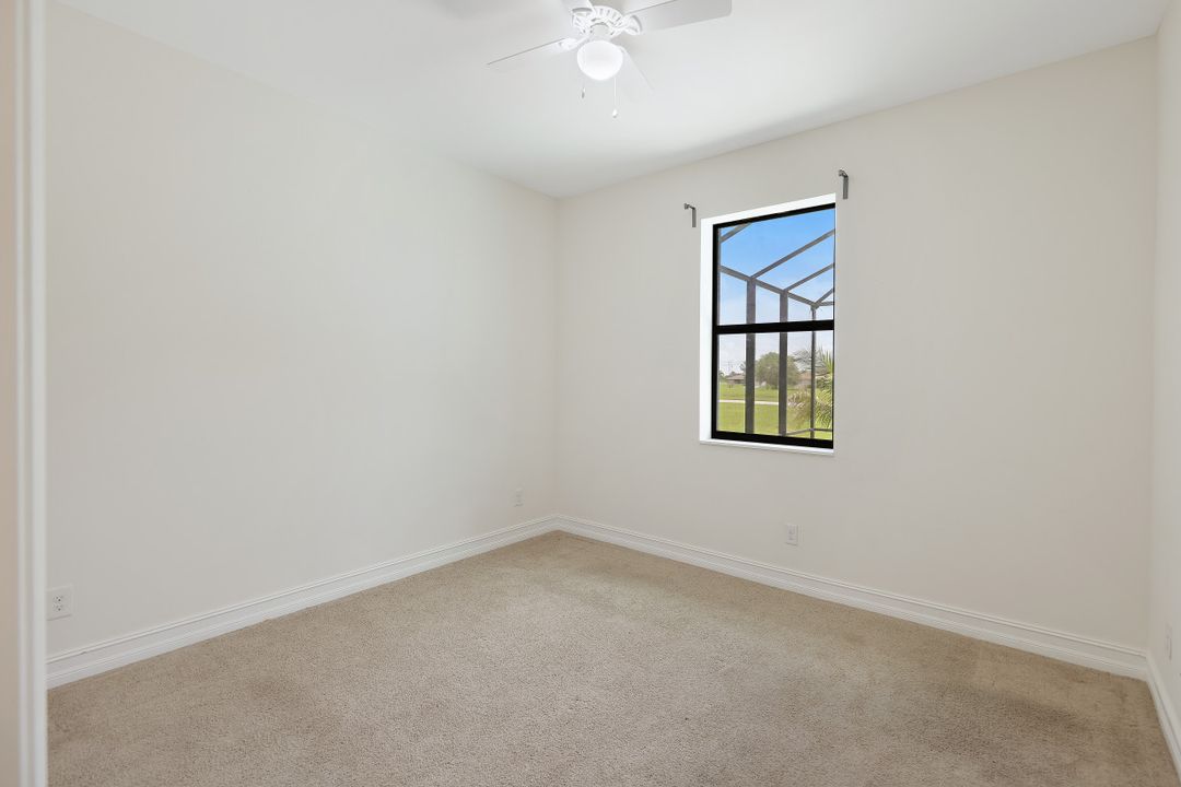 1011 NW 16th Pl, Cape Coral, FL 33993