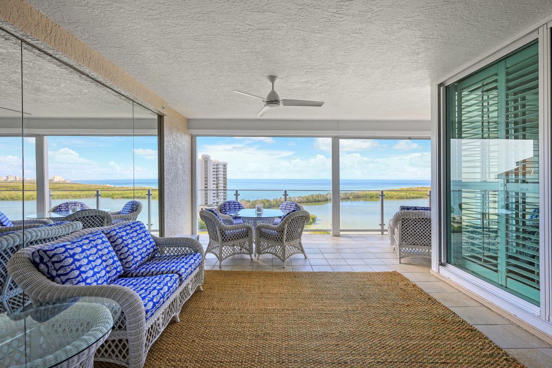 60 Seagate Dr #1204, Naples, FL 34103
