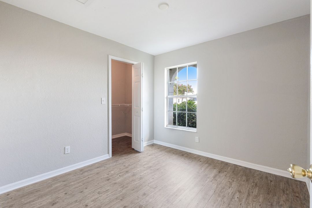 338 NE 23rd St, Cape Coral, FL 33909