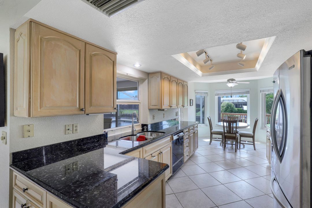 5228 SW 11th Pl, Cape Coral, FL 33914