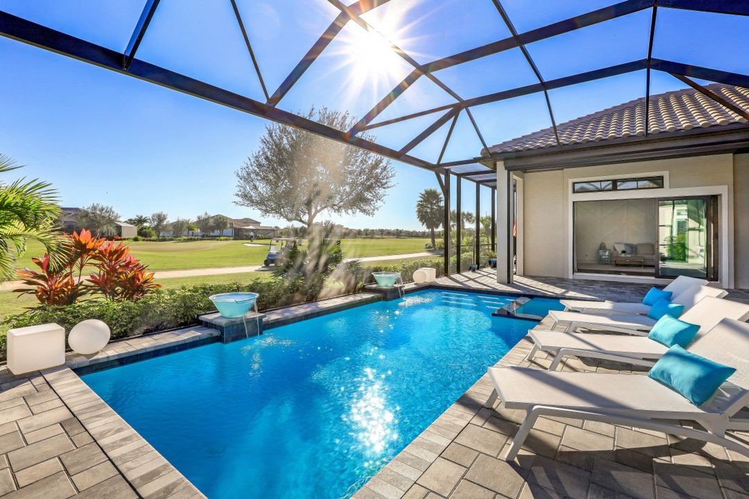 9308 Tulipano Ter, Naples, FL 34119