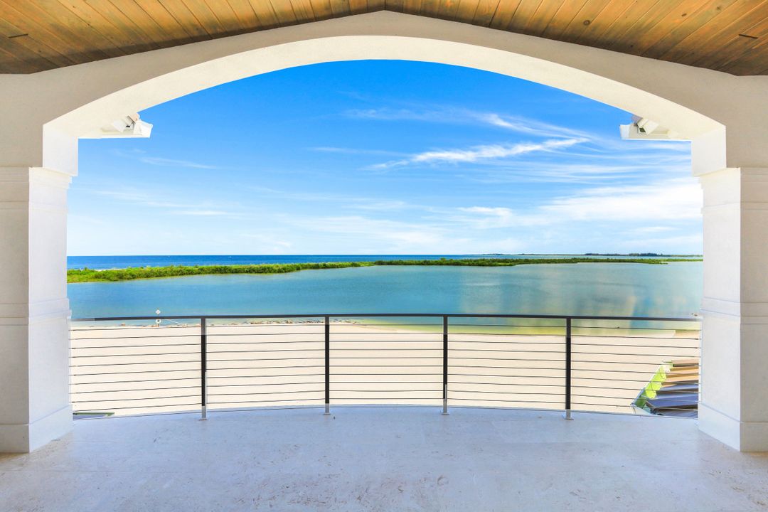 158 S Beach Dr, Marco Island, FL 34145