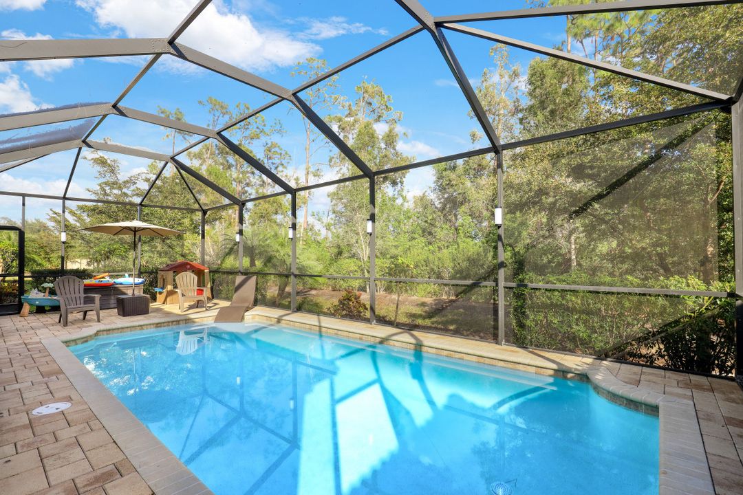 16432 Aberdeen Wy, Naples, FL 34110