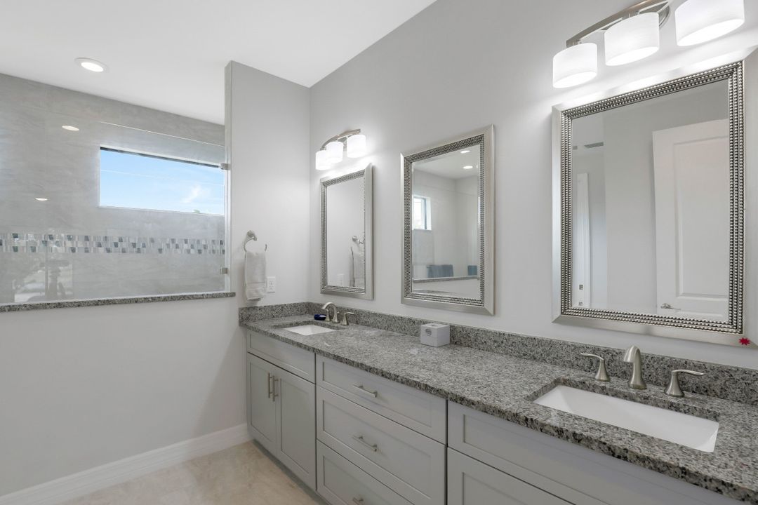 1321 SW 15th Terrace, Cape Coral, FL 33991