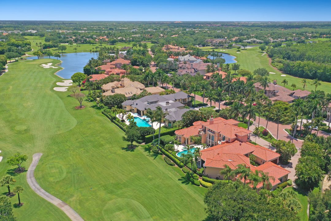 9779 Bent Grass Bend, Naples, FL 34108