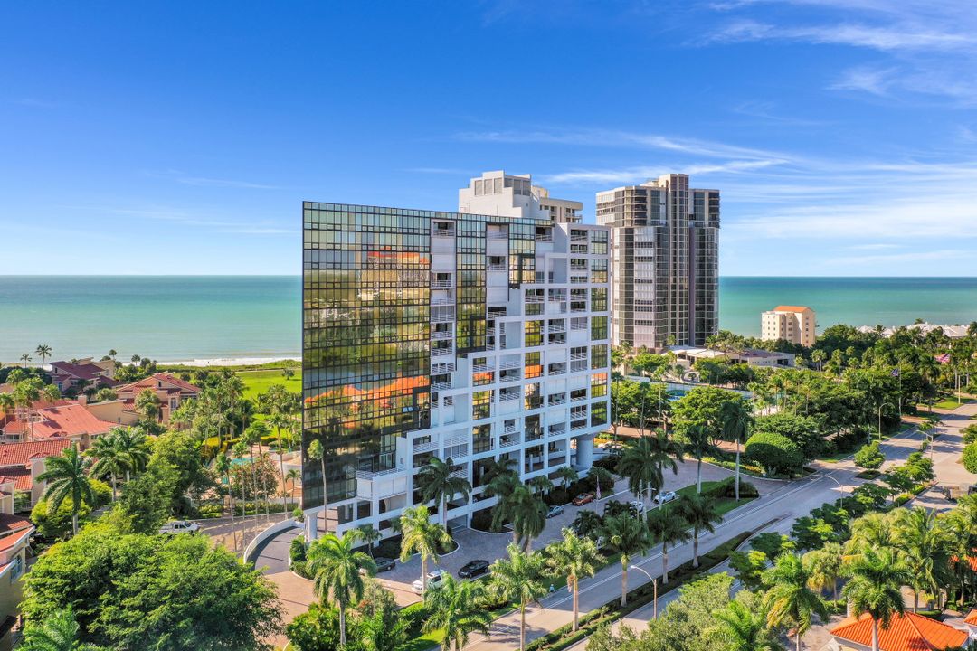 4751 Gulf Shore Blvd N #804, Naples, FL 34103