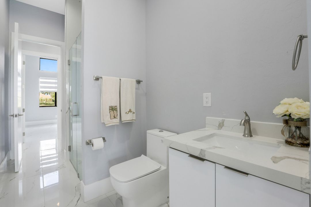 1903 Everest Pkwy, Cape Coral, FL 33904