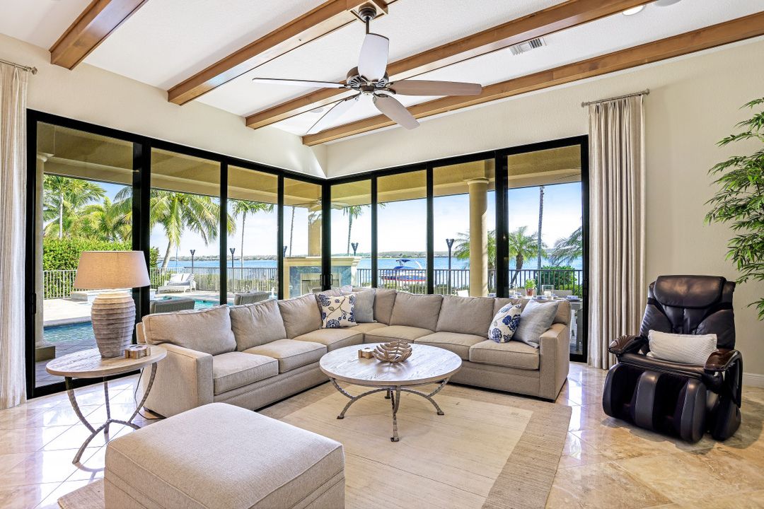 9214 Marble Stone Dr, Naples, FL 34120