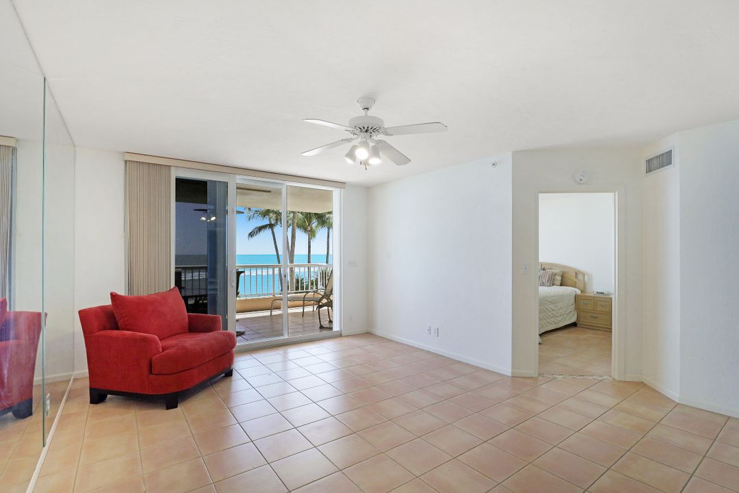 990 Cape Marco Dr #102, Marco Island, FL 34145