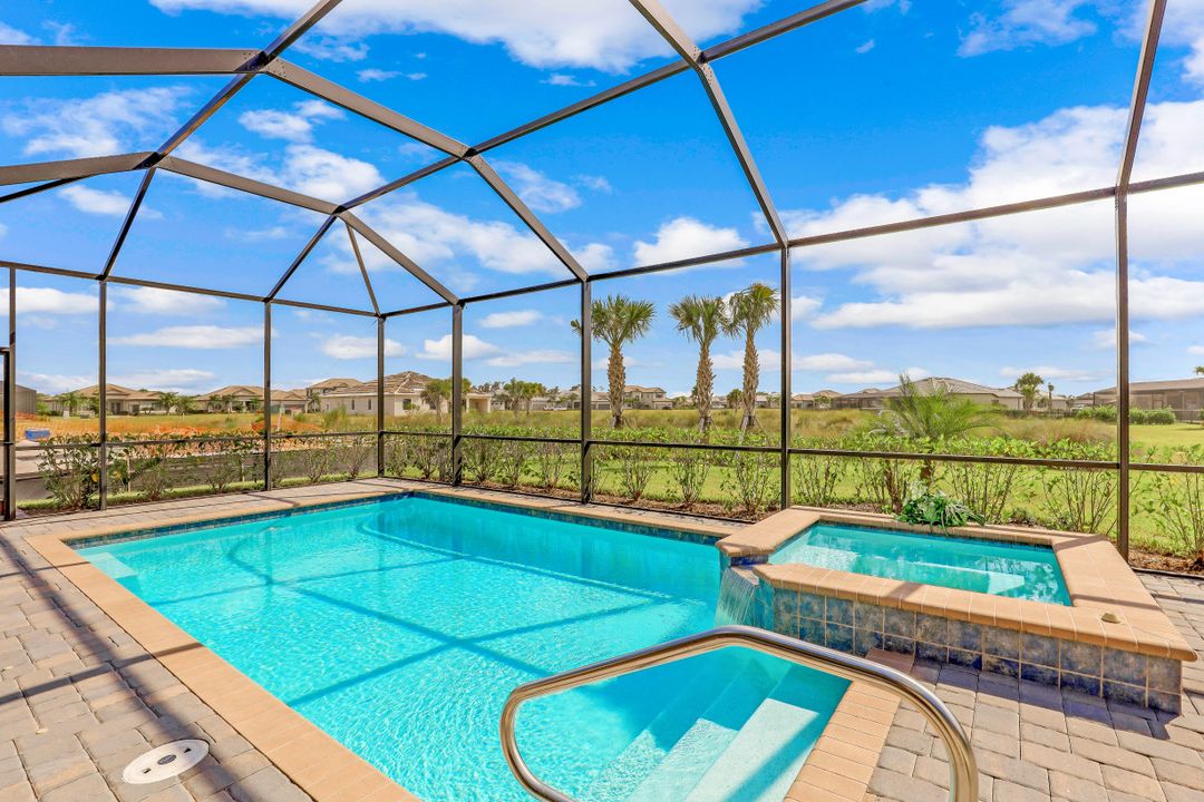 17441 Elkgrove Ln, Estero, FL 33928