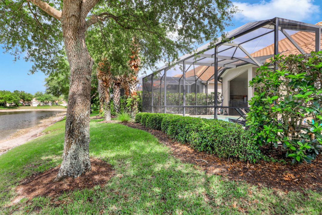 12836 Brynwood Way, Naples, FL 34105
