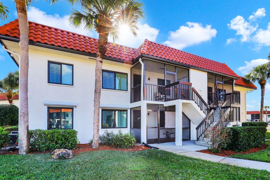 4315 27th Ct SW #19, Naples, FL 34116