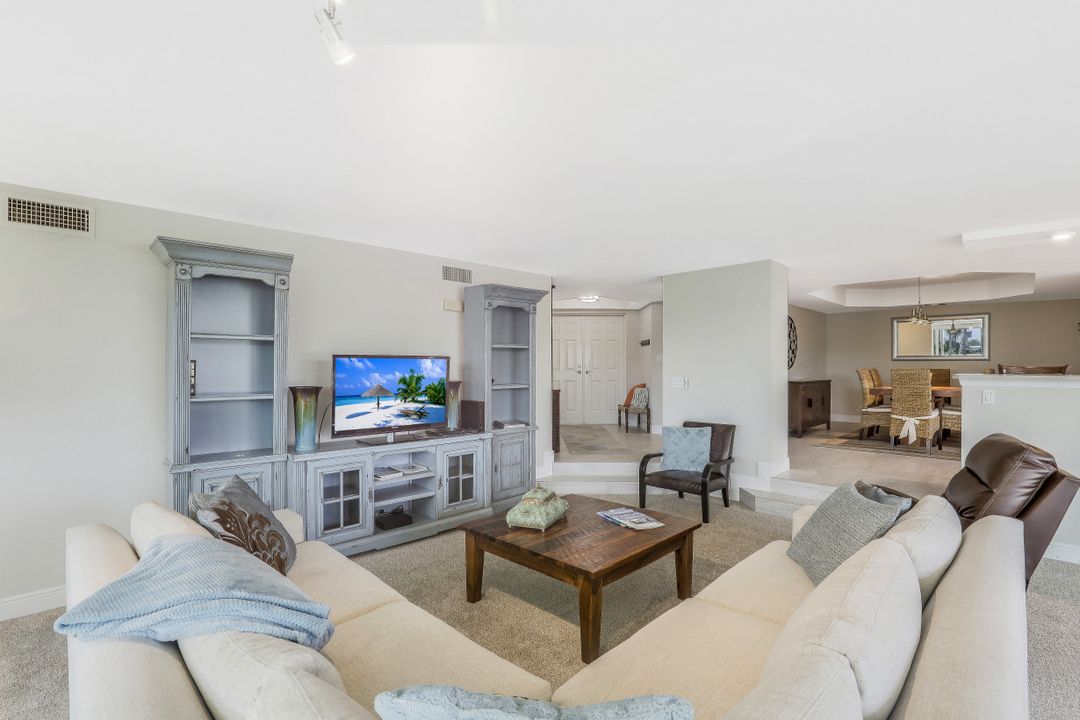 870 S Collier Blvd #101, Marco Island, FL 34145