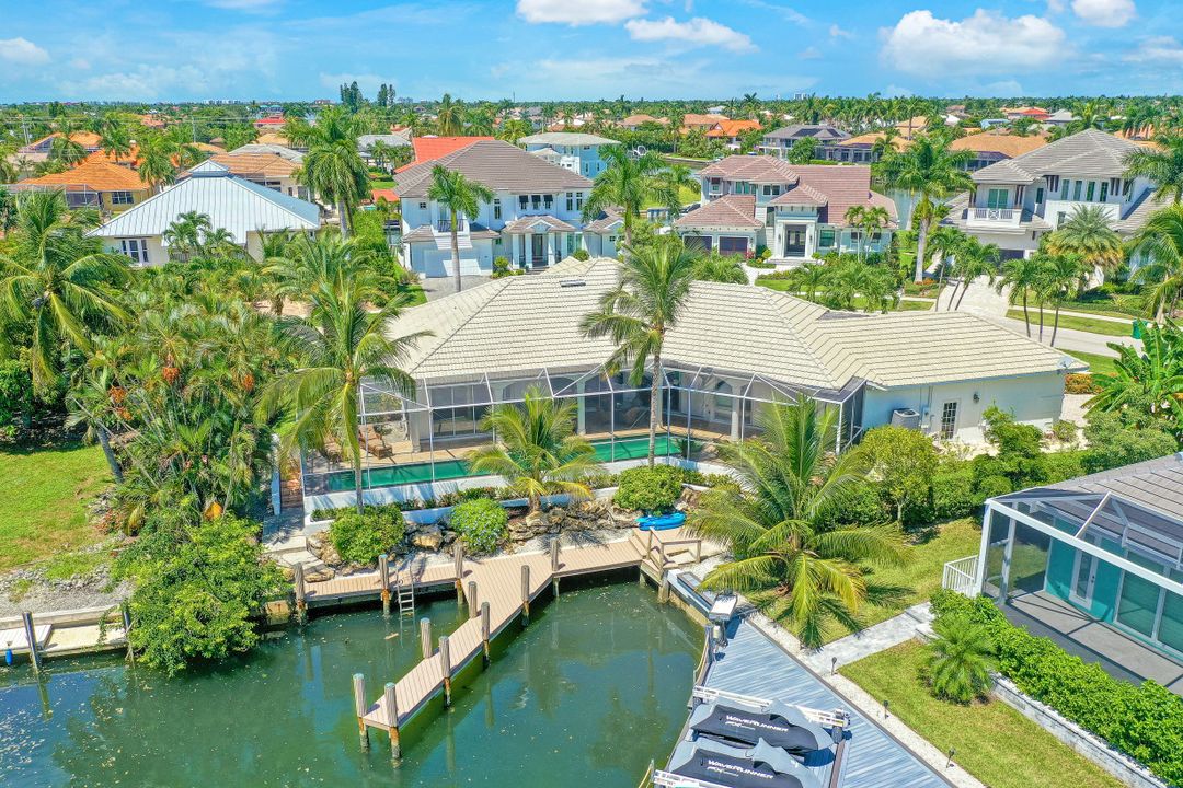 690 Pelican Ct, Marco Island, FL 34145