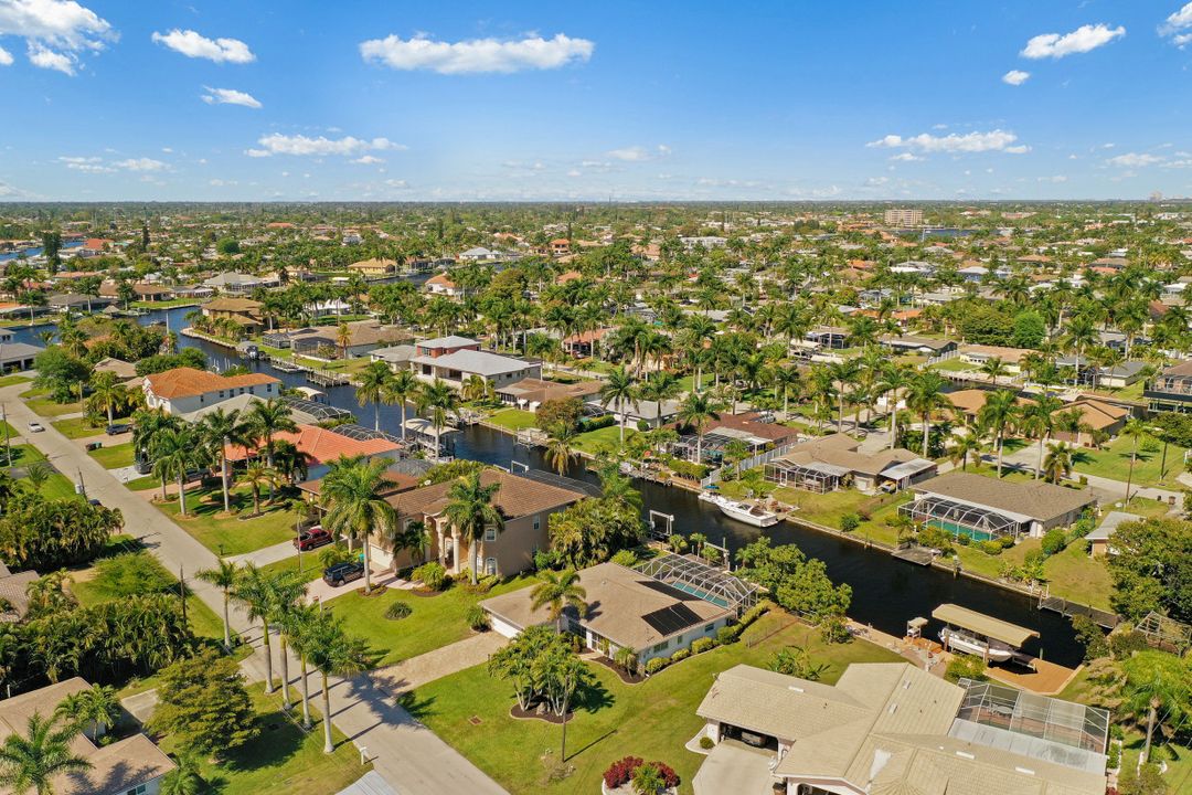 5241 Seagull Ct, Cape Coral, FL 33904