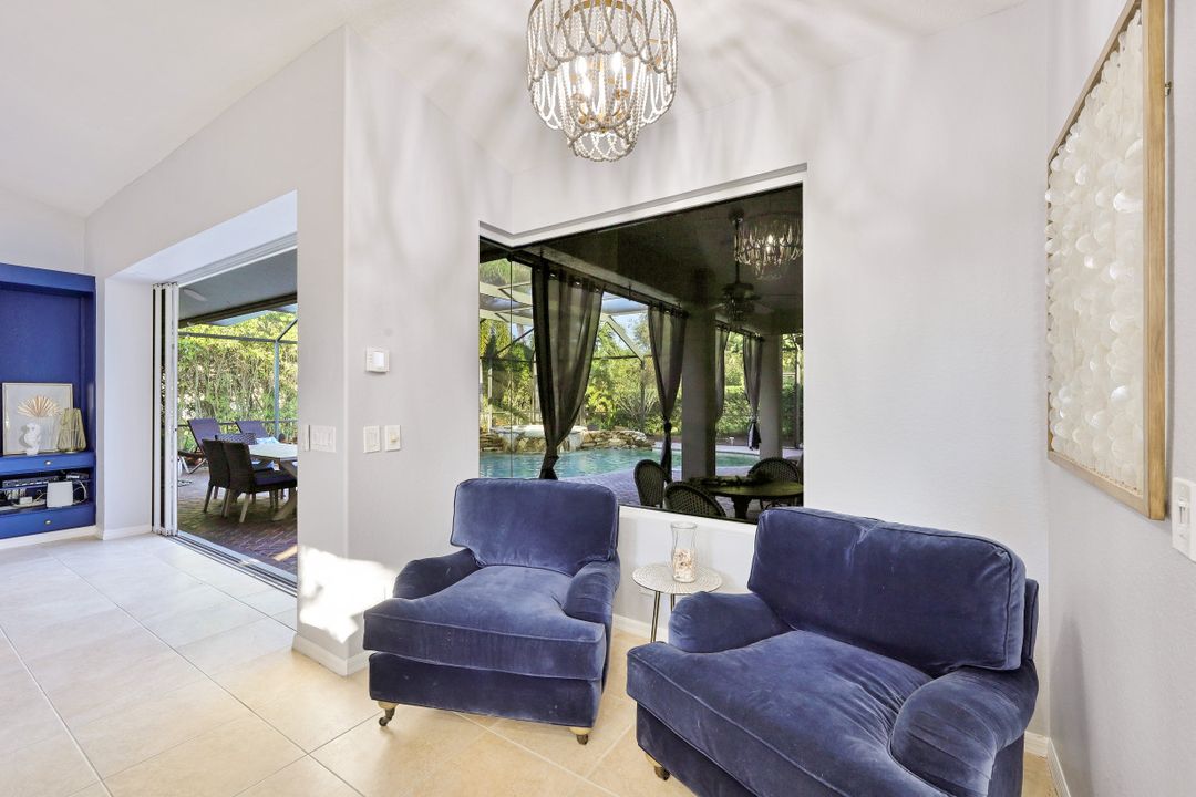 2047 Terrazzo Ln, Naples, FL 34104