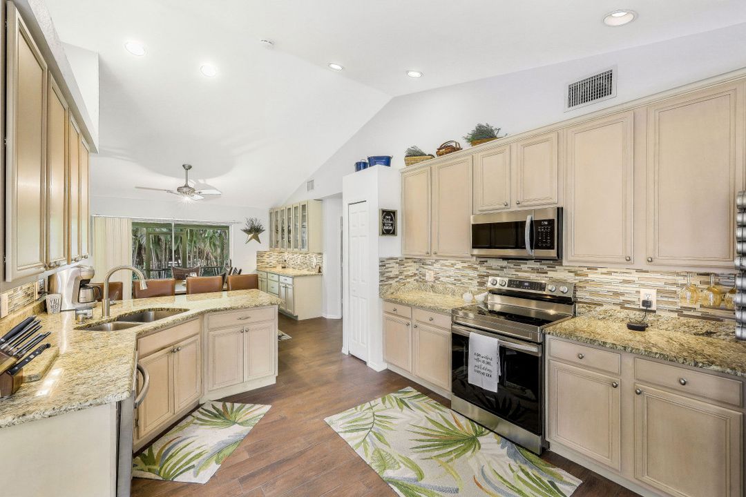 6649 Idlewild St, Fort Myers, FL 33966