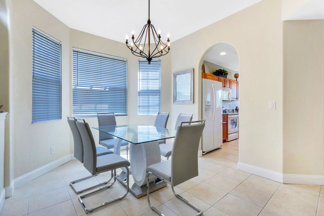 2511 SE 19th Ave, Cape Coral, FL 33904