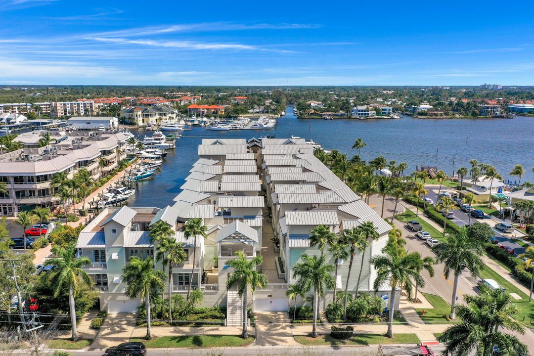 1001 10th Ave S #F3, Naples, FL 34102