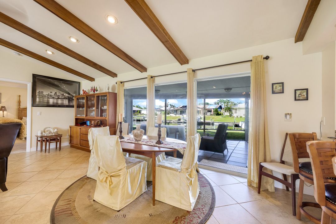 2101 SE 25th Ln, Cape Coral, FL 33904