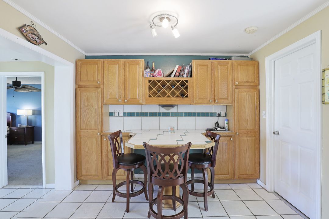 5757 Flamingo Dr, Cape Coral, FL 33904