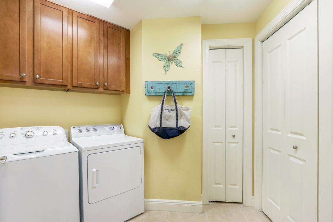 5793 Cape Harbour Dr #711, Cape Coral, FL 33914