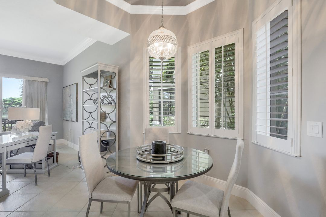 9206 Museo Cir #104, Naples, FL 34114