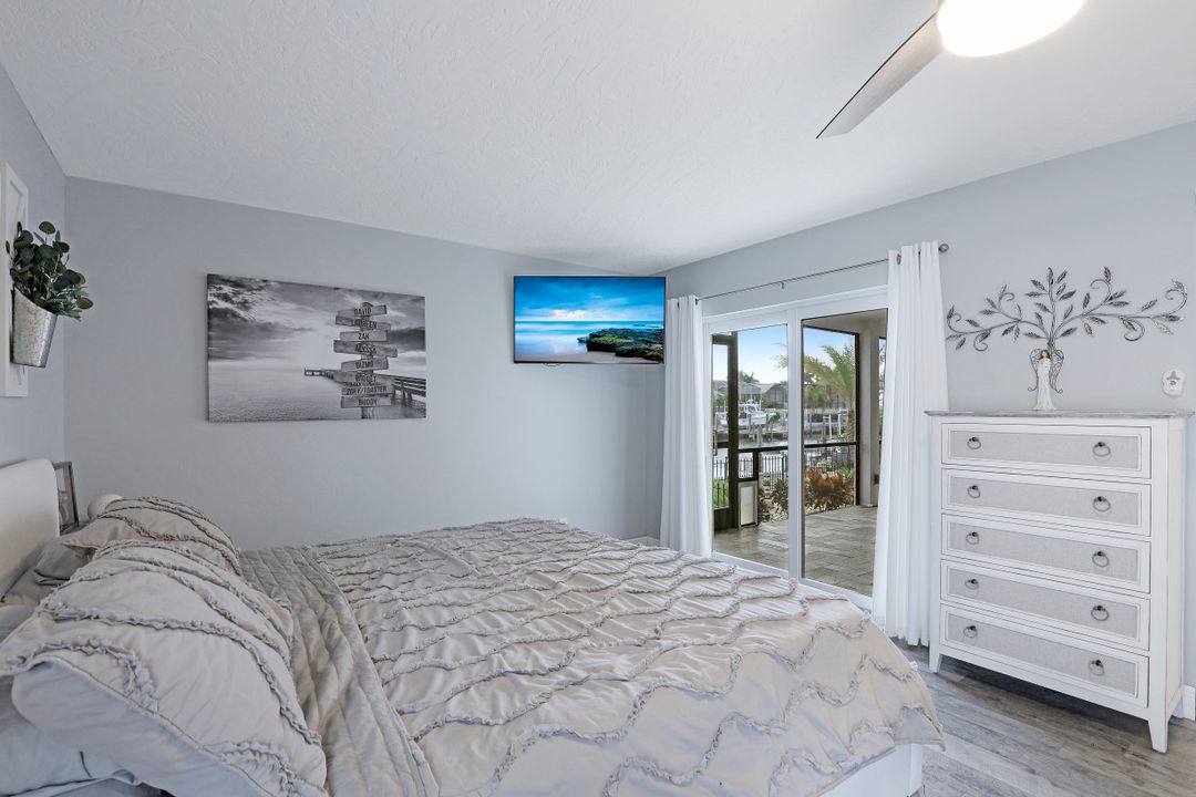 767 Amber Dr, Marco Island, FL 34145