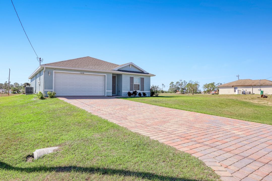 1634 NE 34th St, Cape Coral, FL 33909