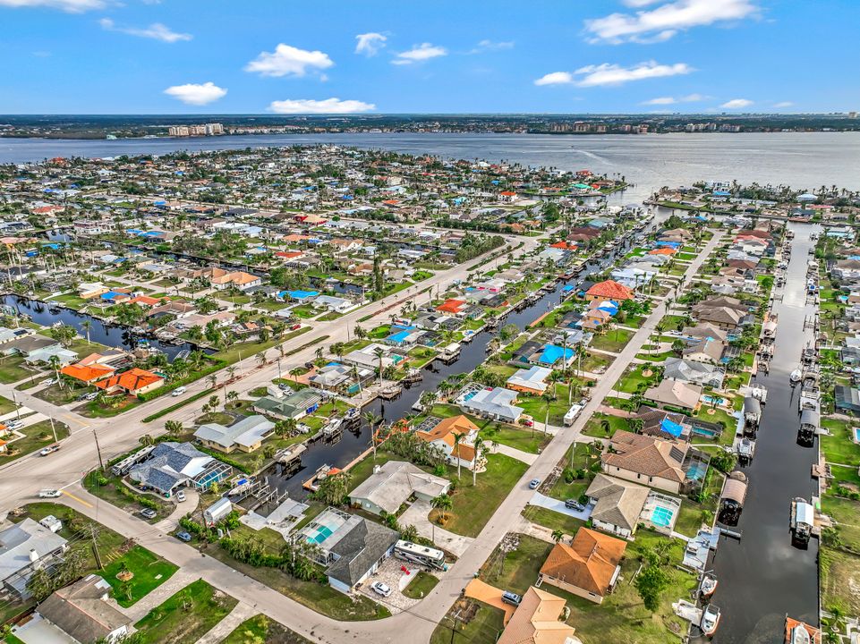 5305 Del Monte Ct, Cape Coral, FL 33904