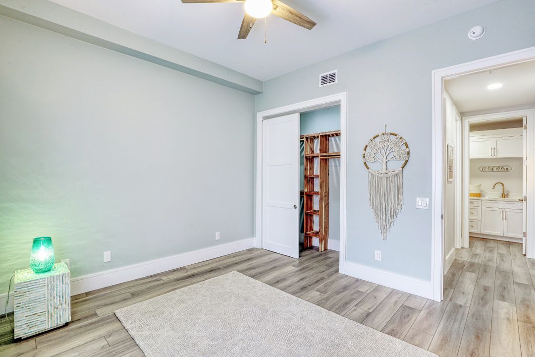 835 Bentwater Cir #103, Naples, FL 34108