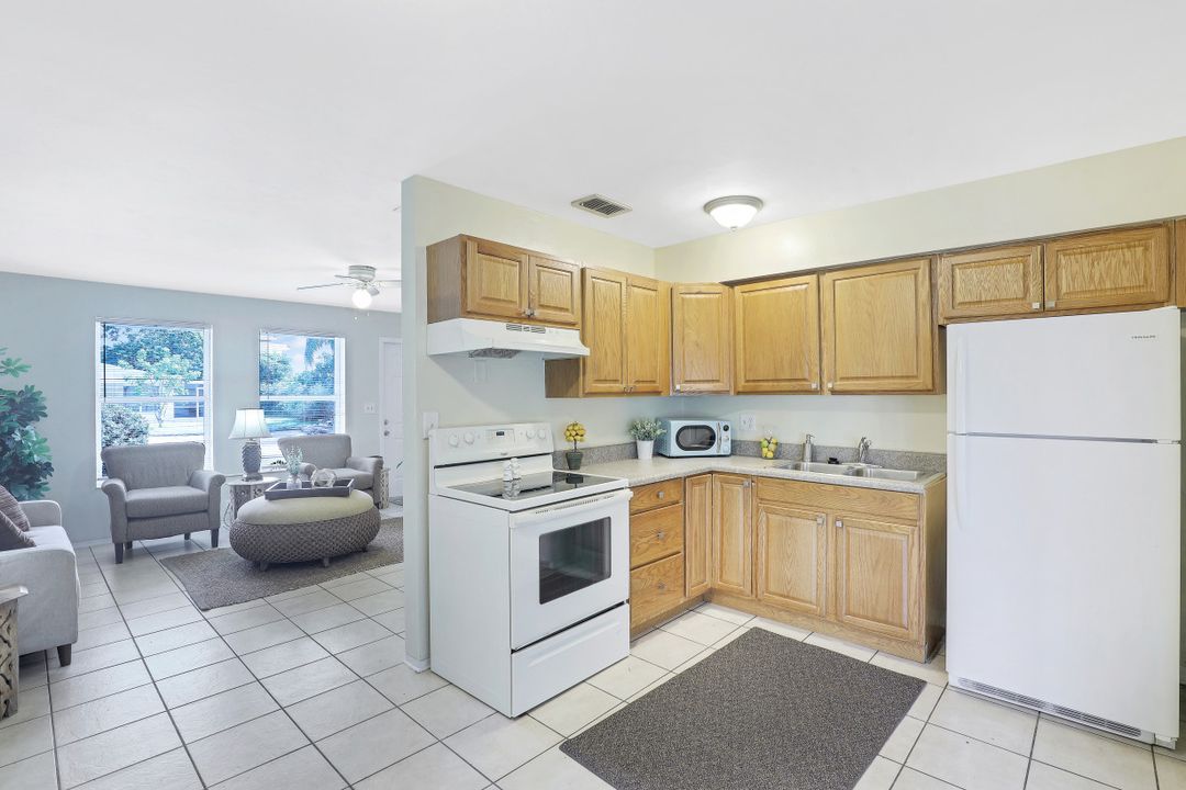 4480 Lagg Ave, Fort Myers, FL 33901