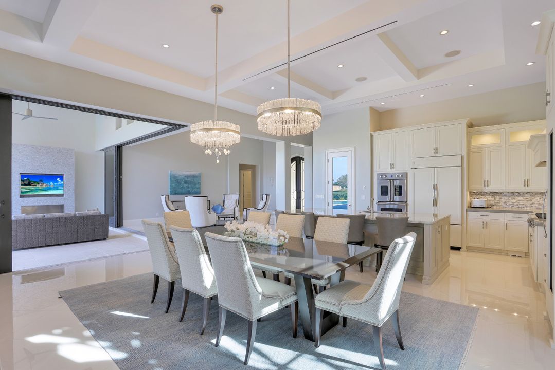 16439 Seneca Way, Naples, FL 34110