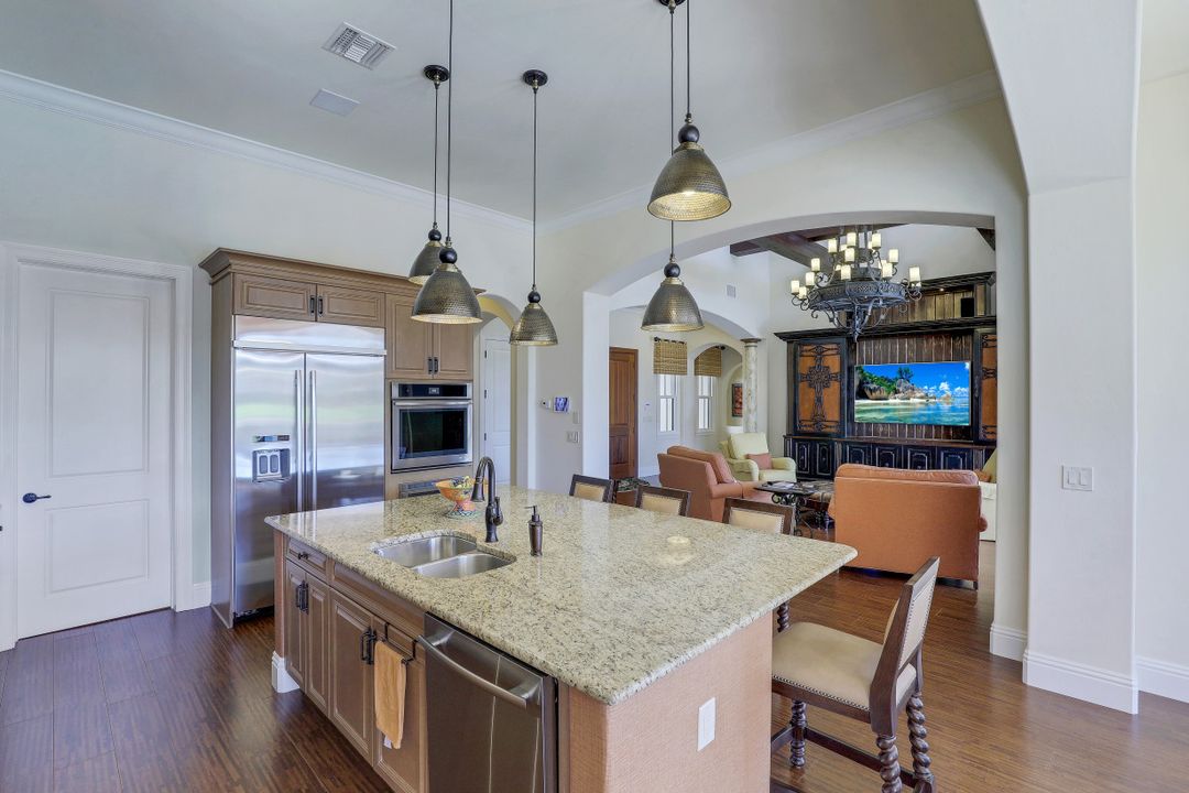 16671 Pistoia Way, Naples, FL 34110