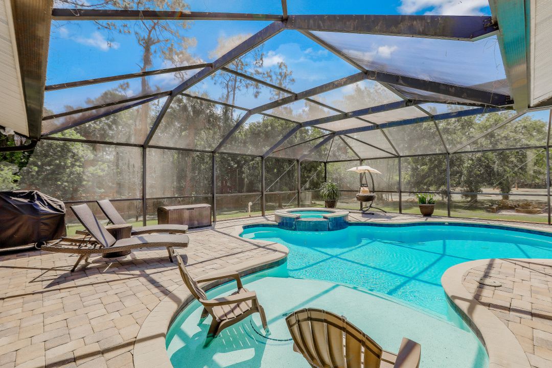 4530 7th Ave SW, Naples, FL 34119