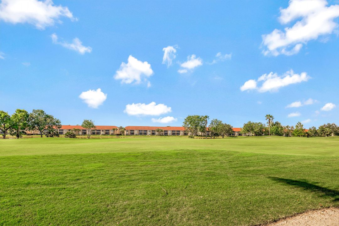 2710 Cypress Trace Cir #3011, Naples, FL 34119