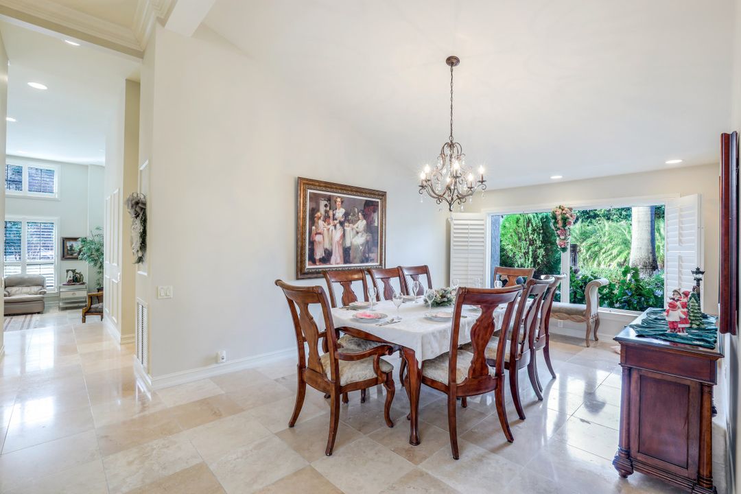 4224 Snowberry Ln, Naples, FL 34119