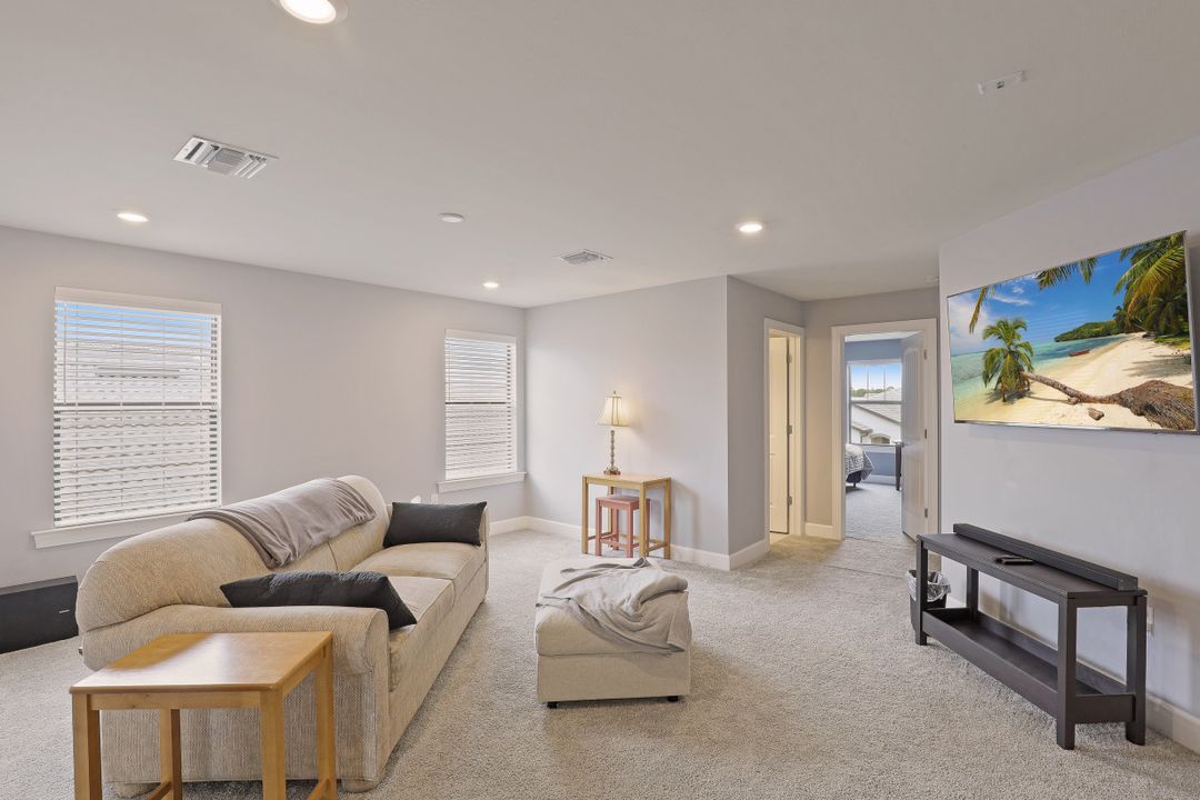 17140 Anesbury Pl, Fort Myers, FL 33967