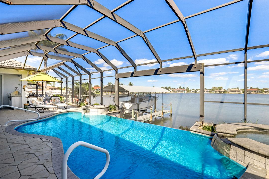 5219 SW 5th Pl, Cape Coral, FL 33914