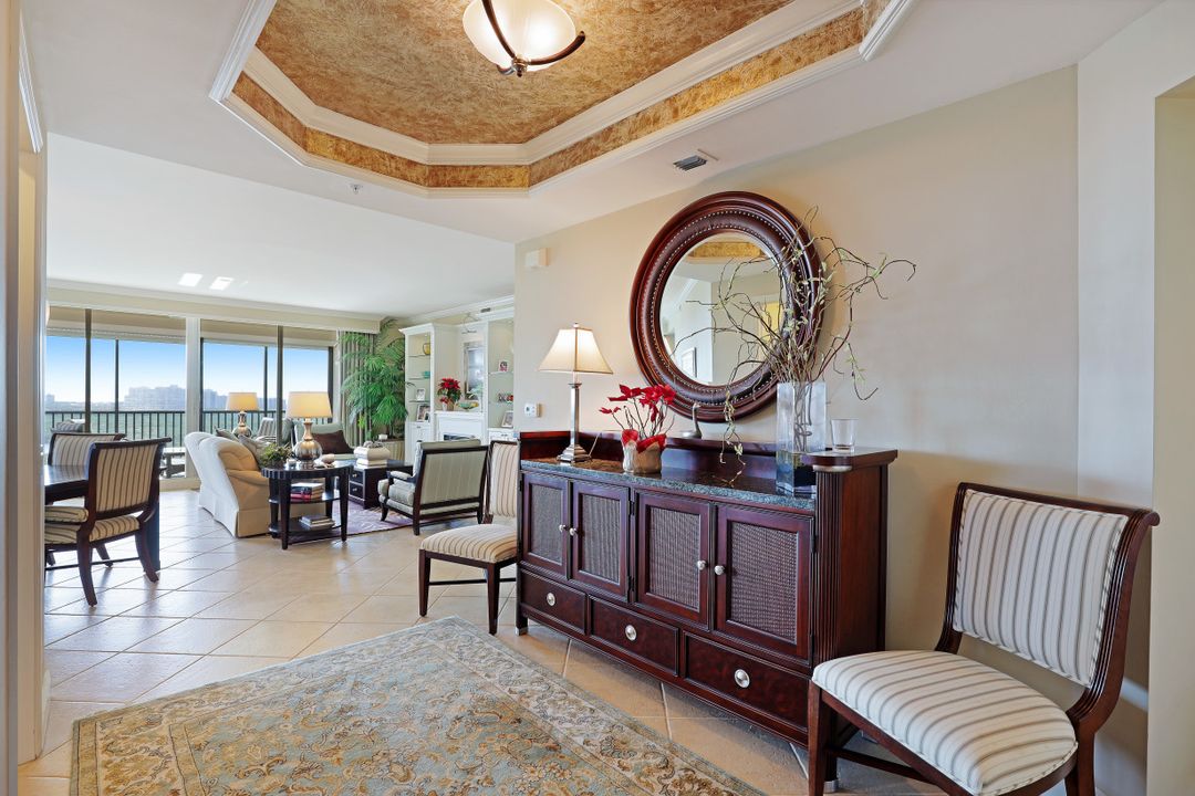 445 Cove Tower Dr #1402, Naples, FL 34110