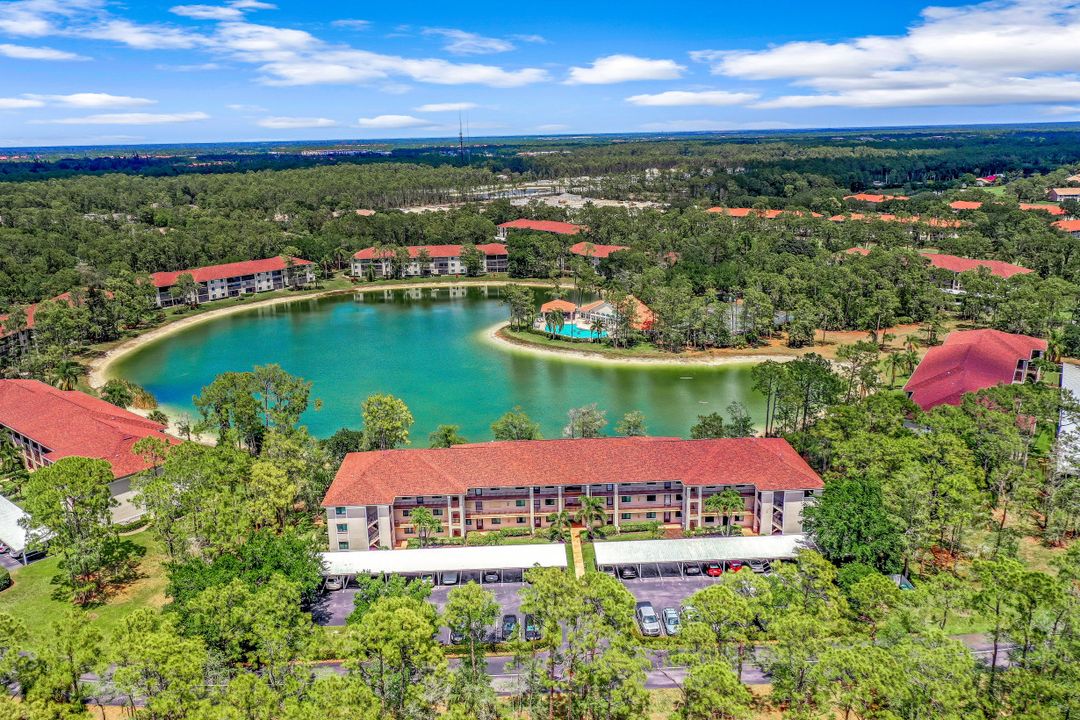 5716 Deauville Cir, Naples, FL 34112