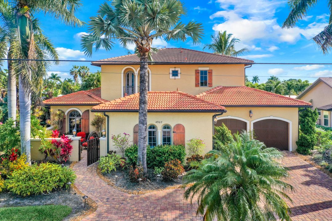 4907 Pelican Blvd, Cape Coral, FL 33914