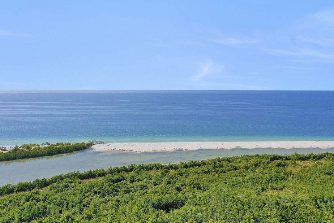 882 Whiskey Creek Dr, Marco Island, FL 34145