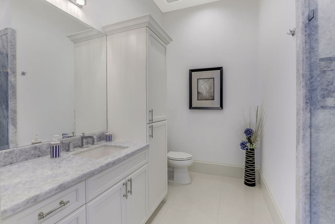 1824 Alamanda Dr, Naples, FL 34102