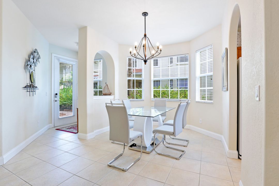 5518 Cape Harbour Dr #101, Cape Coral, FL 33914