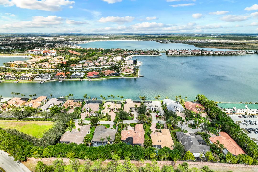 18600 Verona Lago Dr, Miromar Lakes, FL 33913