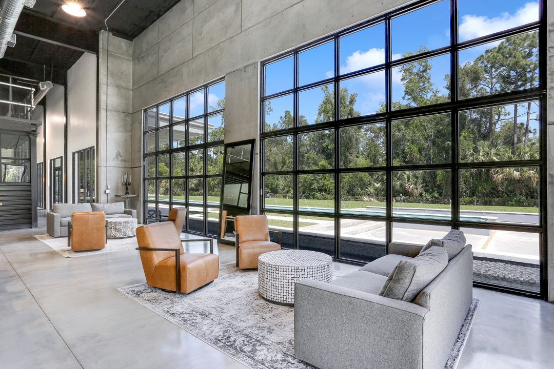 4441 5th Ave NW, Naples, FL 34119